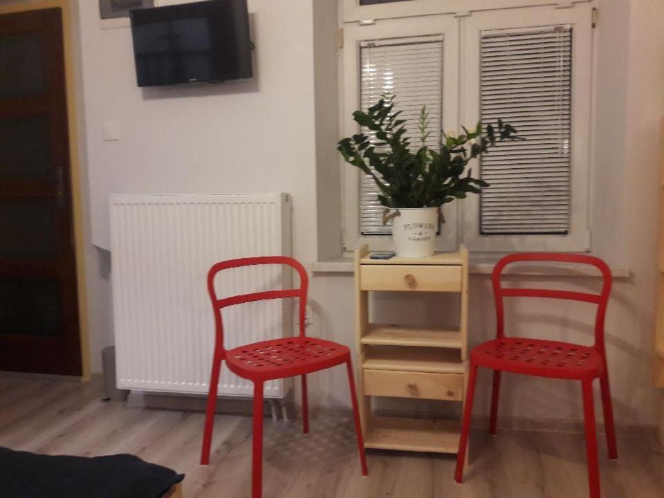 Chilli Hostel Краков Экстерьер фото